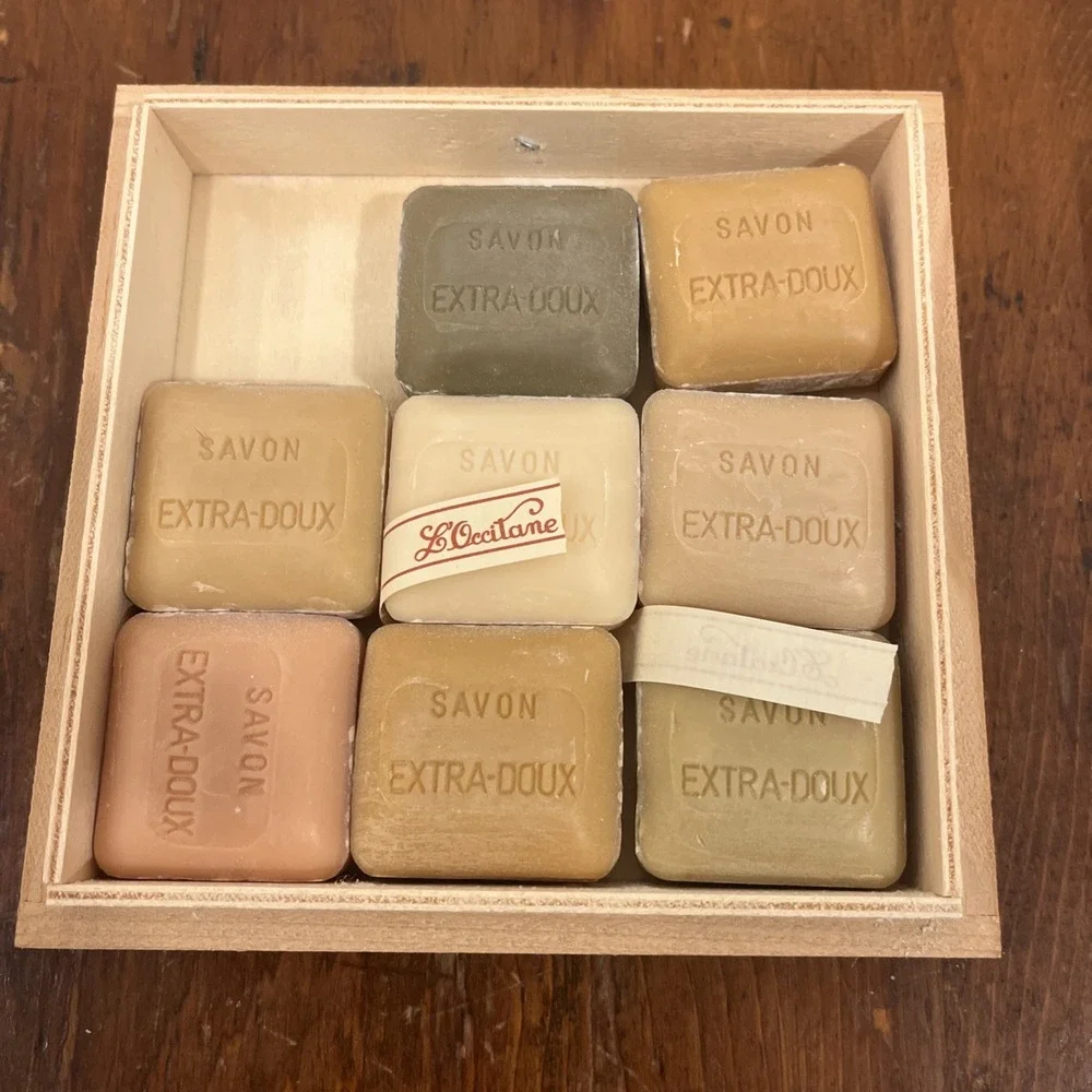 L'Occitane Savons d'Invites Guest Soaps - Vegetable Soap Set of 8 soaps Rare